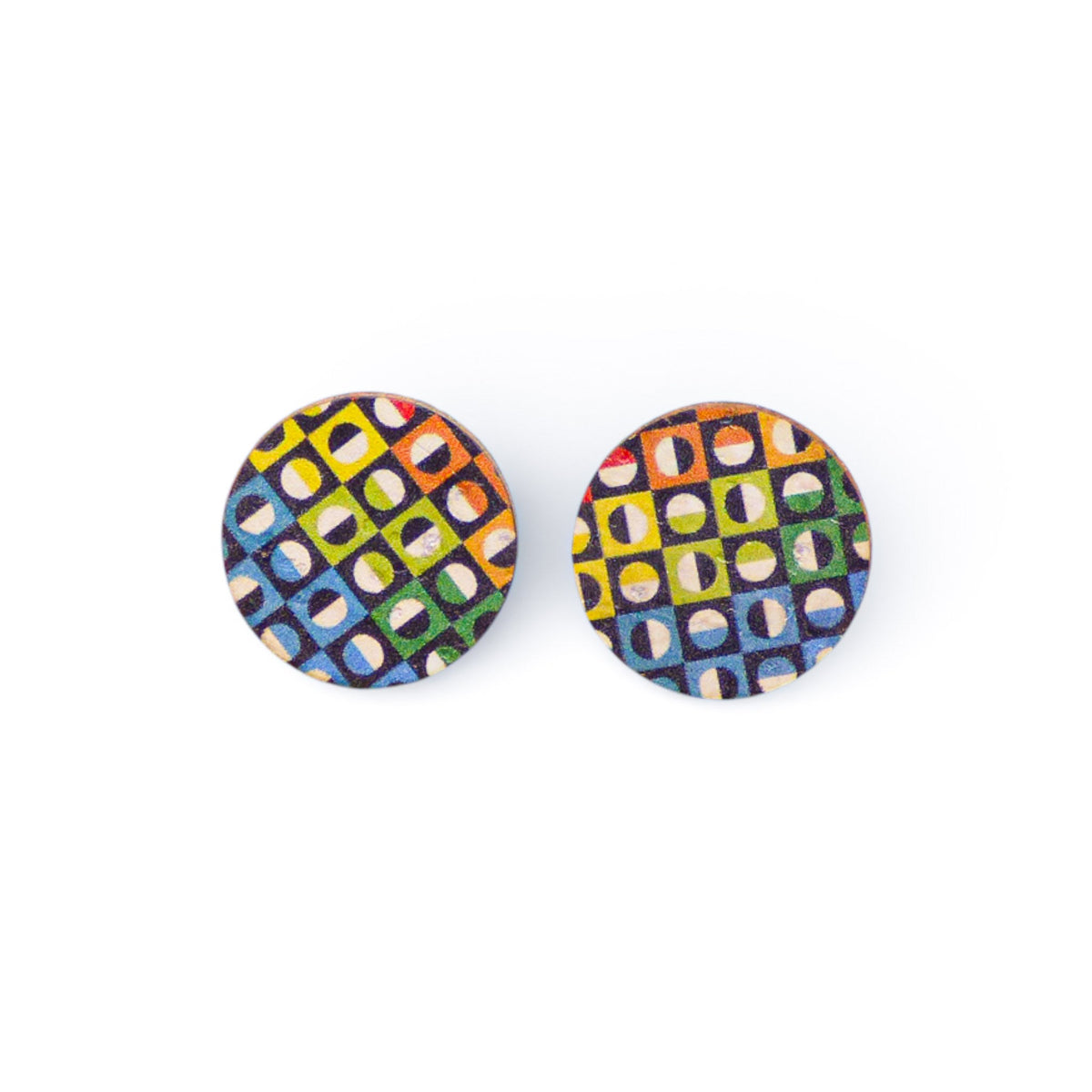 Boucles d’oreilles en liège, clous Contrast Artipel bicolores, bijoux artisanaux du Portugal