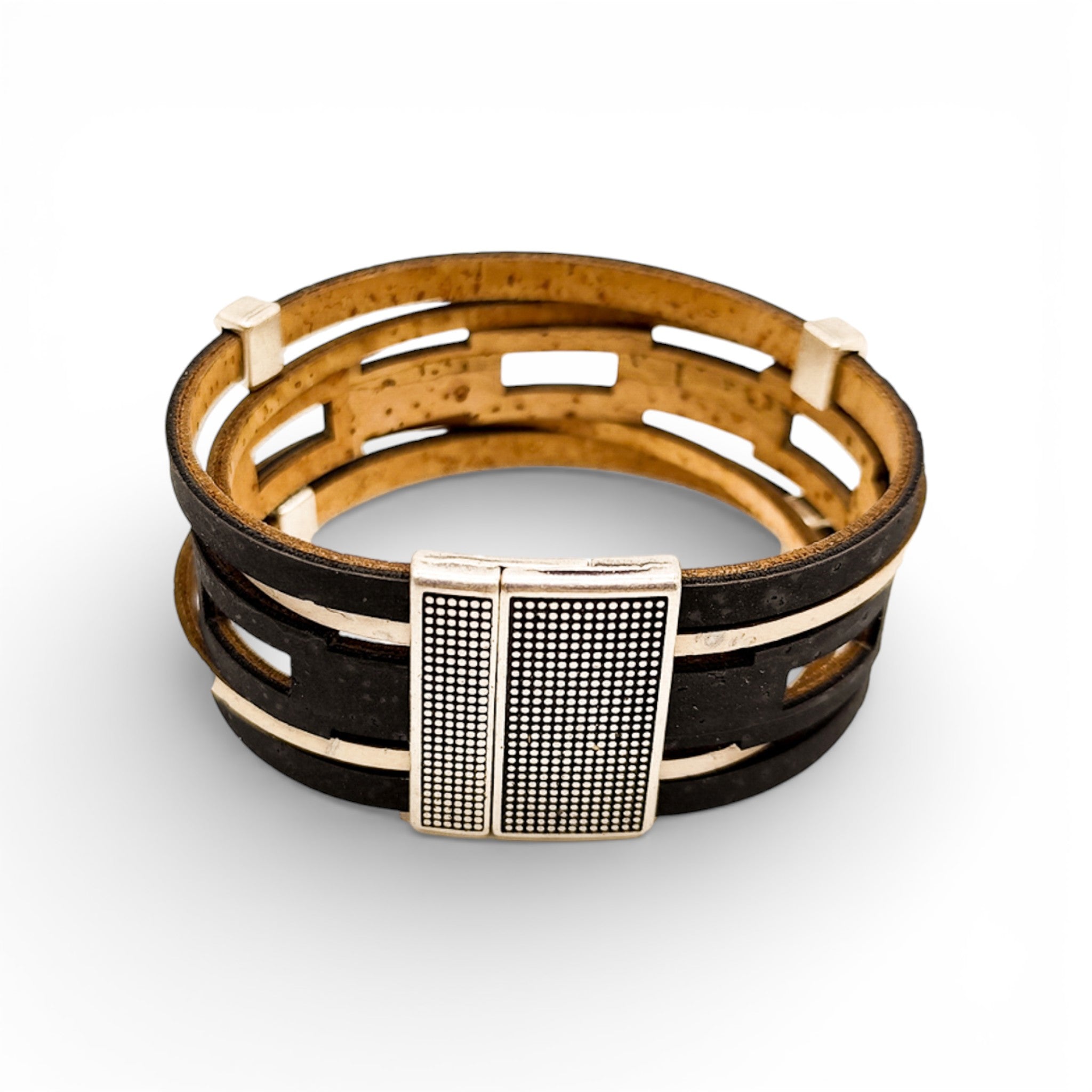 Black and white Liège bracelet for women with a magnetic closure by Artipel, showcasing a stylish cuff design.