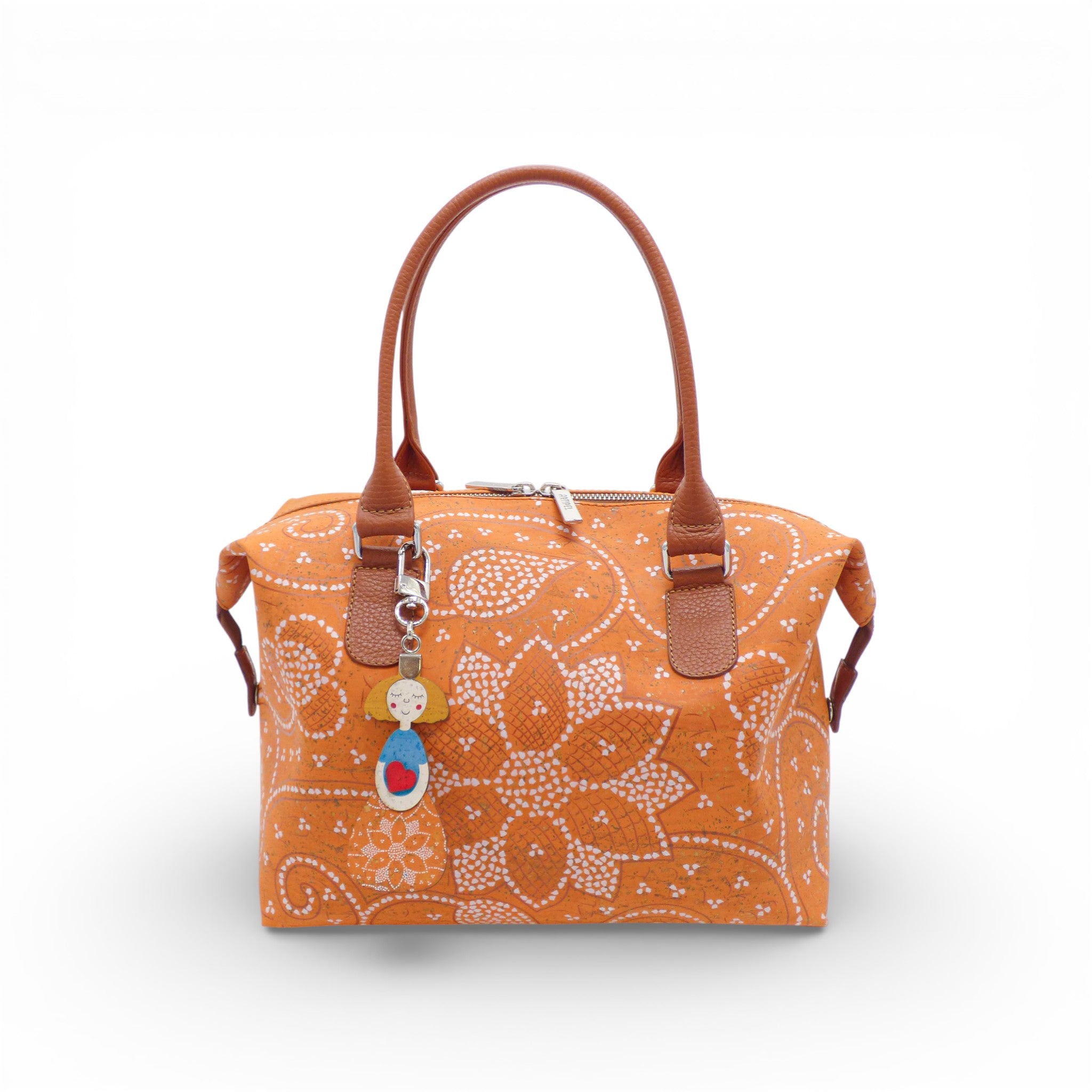 Sac en liège orange à motif paisley blanc de face — Artipel, breloque poupée, Portugal