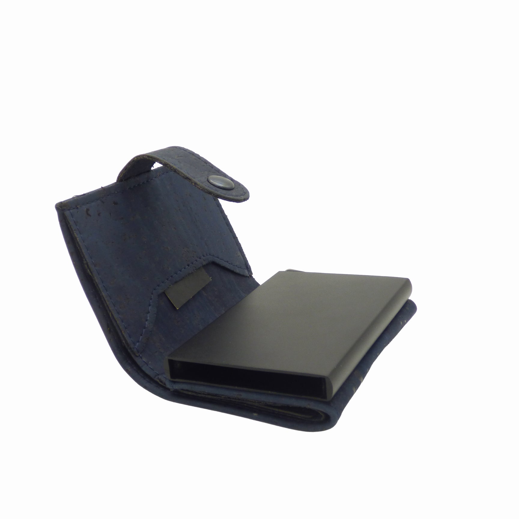 Amador Varum RFID cardholder "Le Garde du Corps" in sleek design, showcasing its durable exterior and card slots.