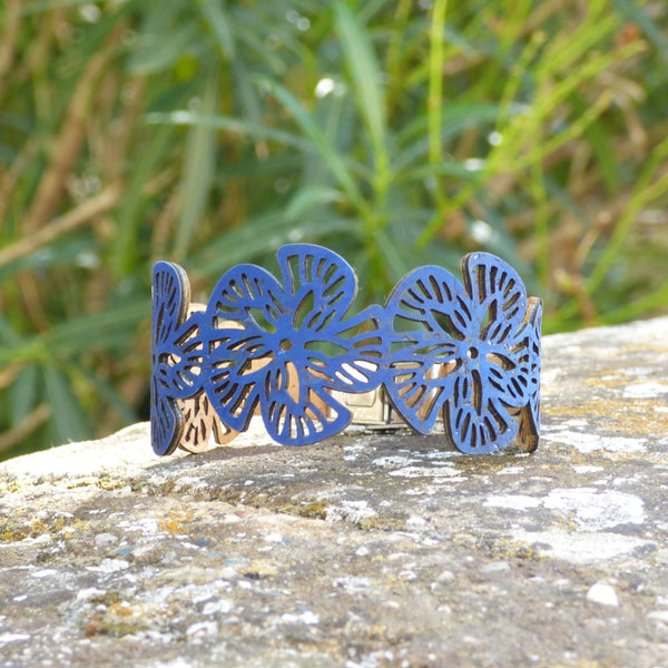 Bracelet Manchette Flore Sculptée – Cork Colors
