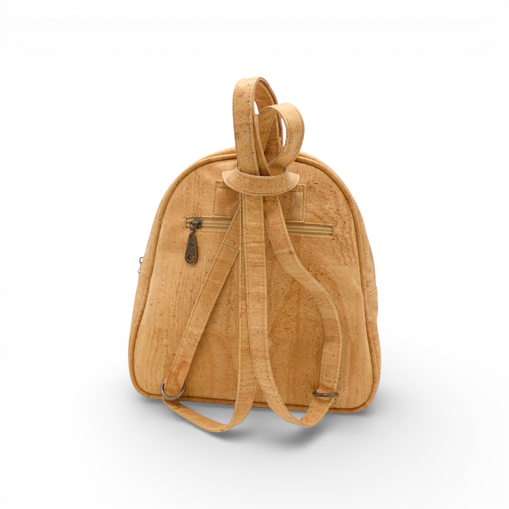 Dos et bretelles d'un sac à dos en liège naturel — Montado, poche zippée arrière, Portugal