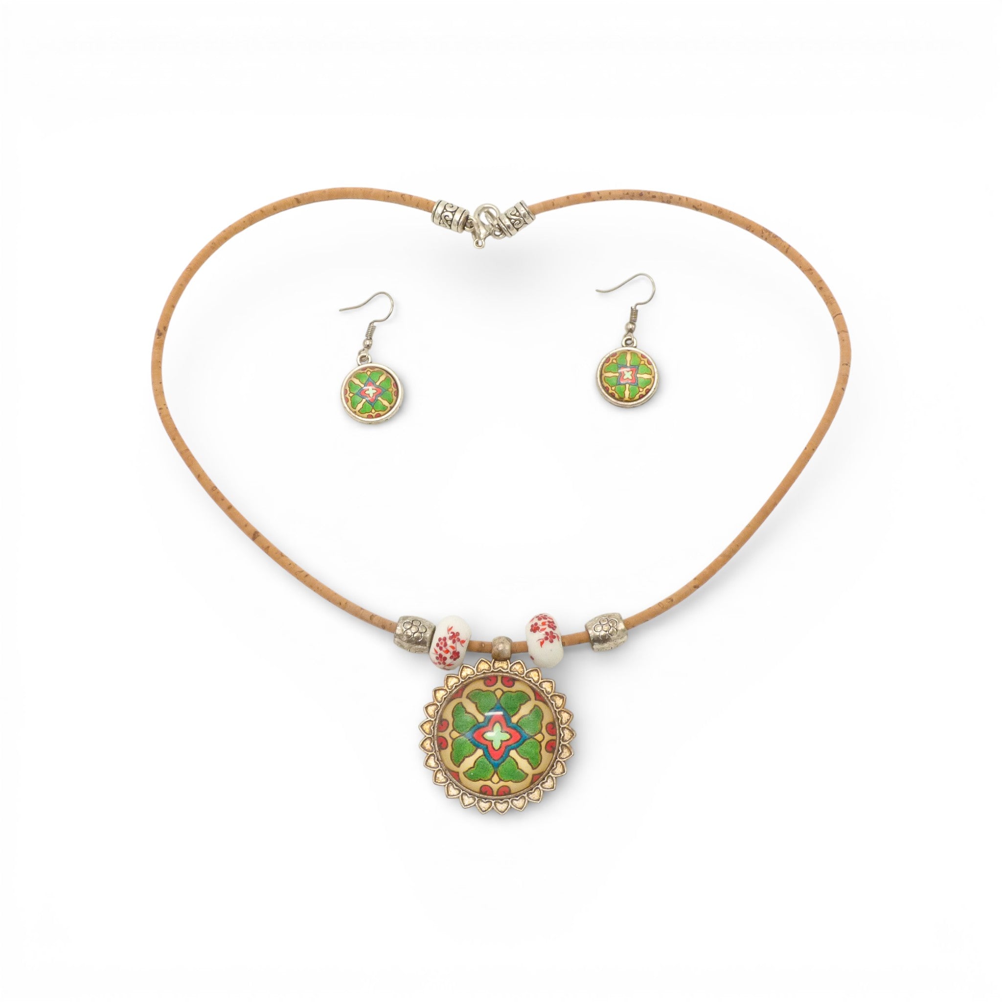 Parure Collier et Boucles d'Oreilles en Liège - vue de profil - liège Portugal