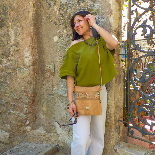 Sac bandoulière compact Bandeau Montado en liège - porté, pochette légère - Portugal