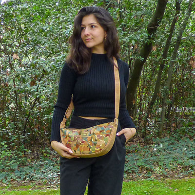 Sac banane évasé en liège du Portugal — Montado lifestyle femme alternative cuir vegan