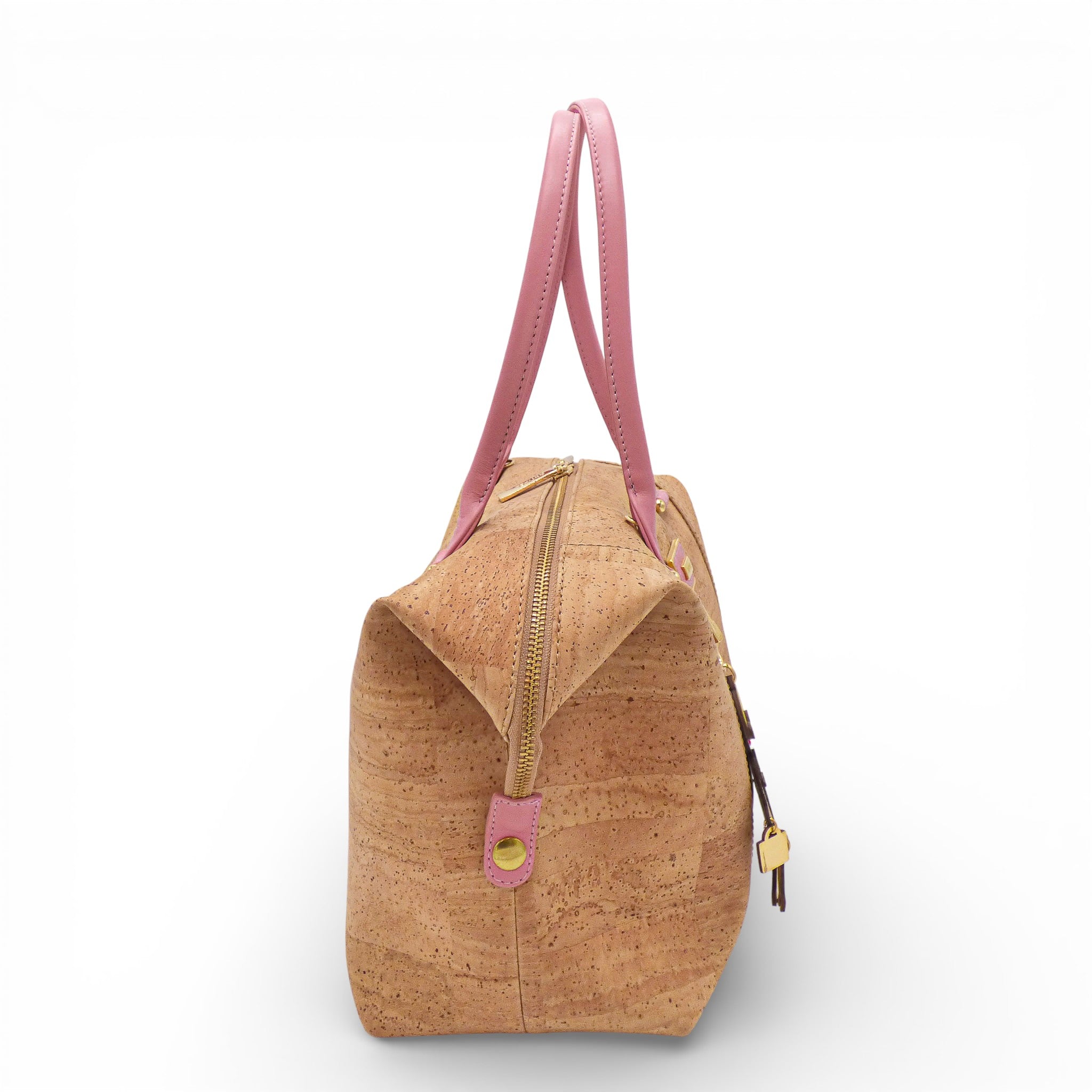 Profil zippé d'un sac boston en liège naturel, anses rose poudré — Artipel, Portugal