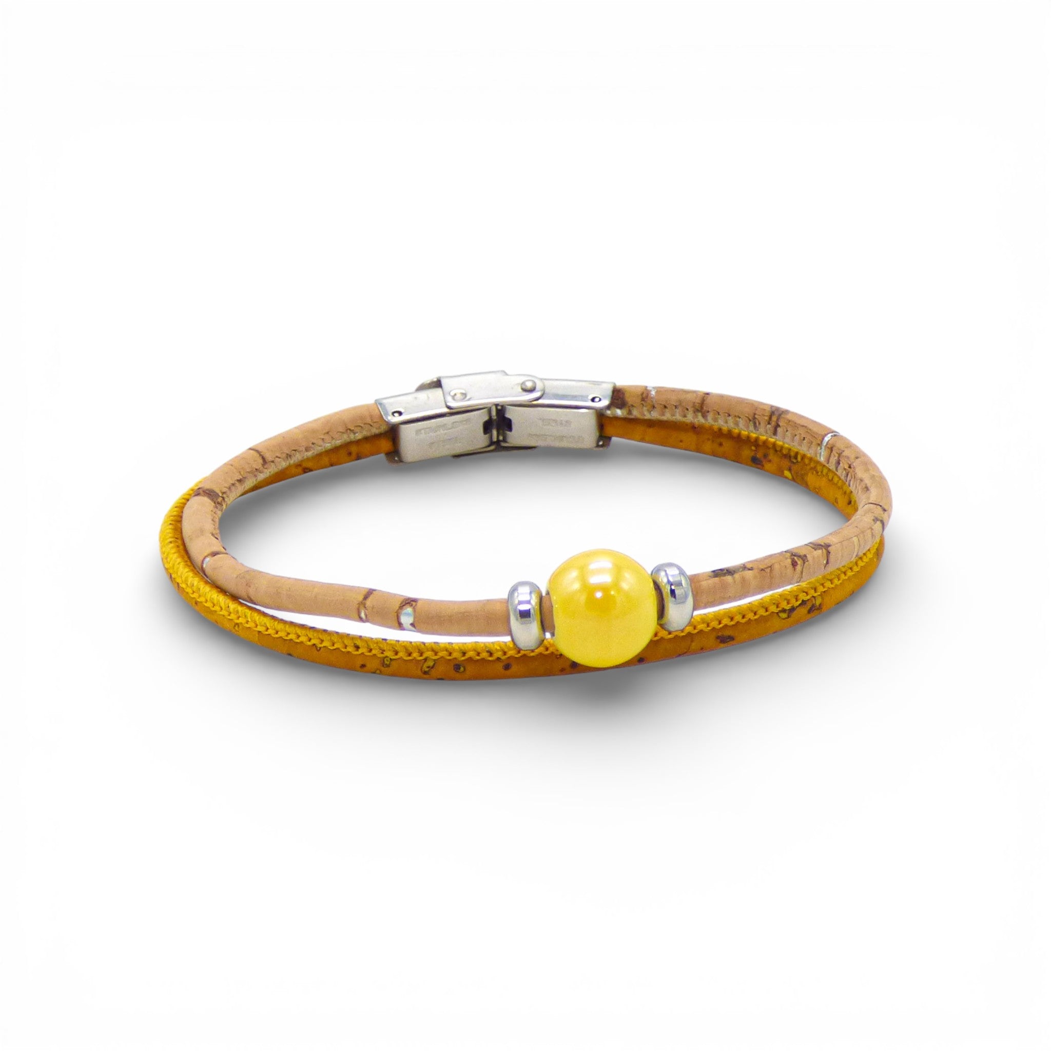 Bracelet duo en liège jaune et naturel, perle céramique jaune — Cork Colors, fermoir acier, Portugal
