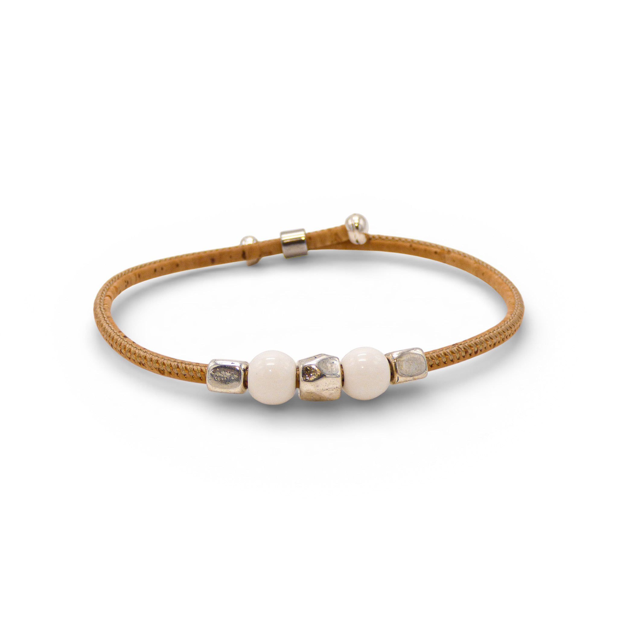 Bracelet jonc fin en liège, perles céramique crème — Cork Colors, métal blanchi, Portugal
