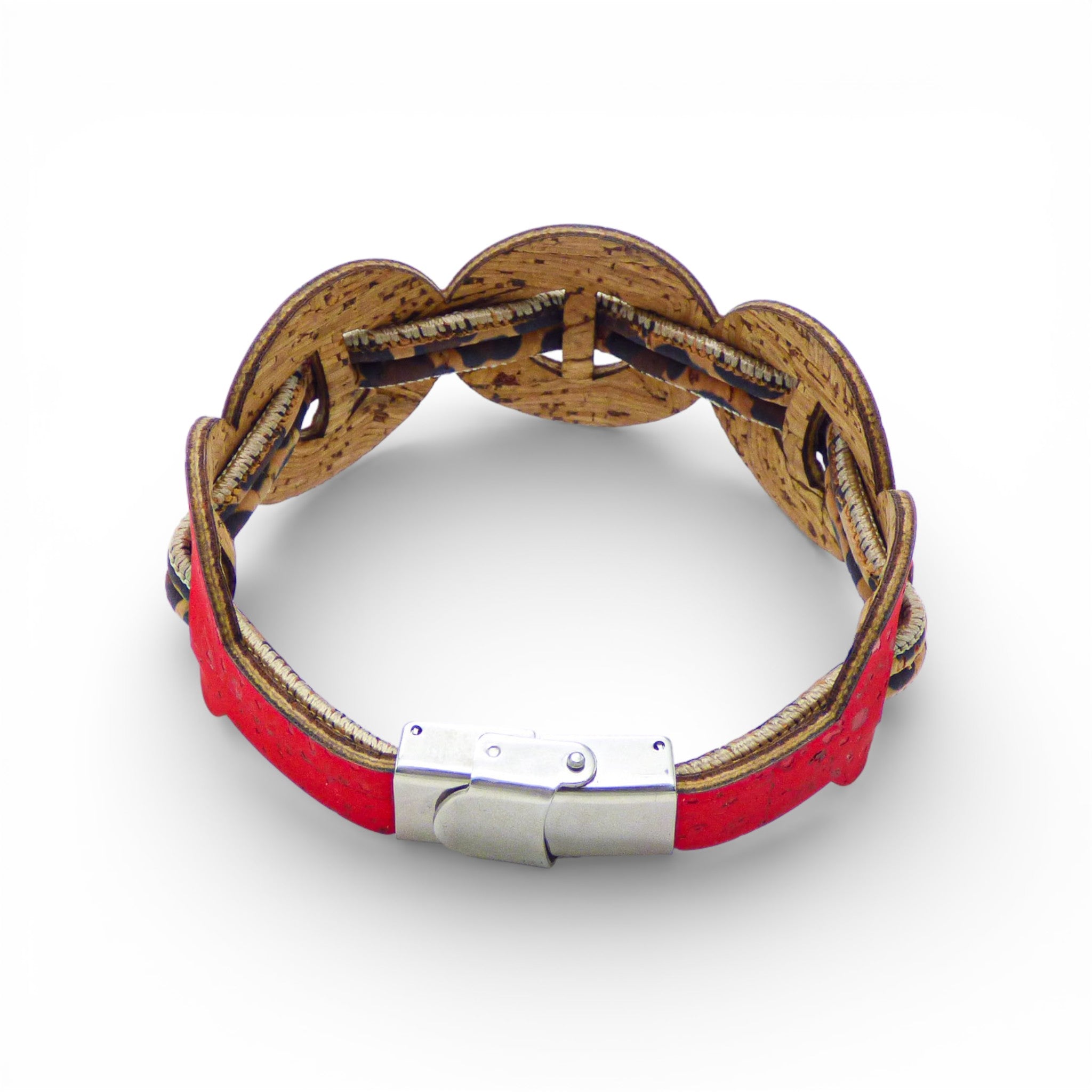 Dos d'un bracelet anneaux en liège rouge et naturel — Cork Colors, fermoir métal, Portugal