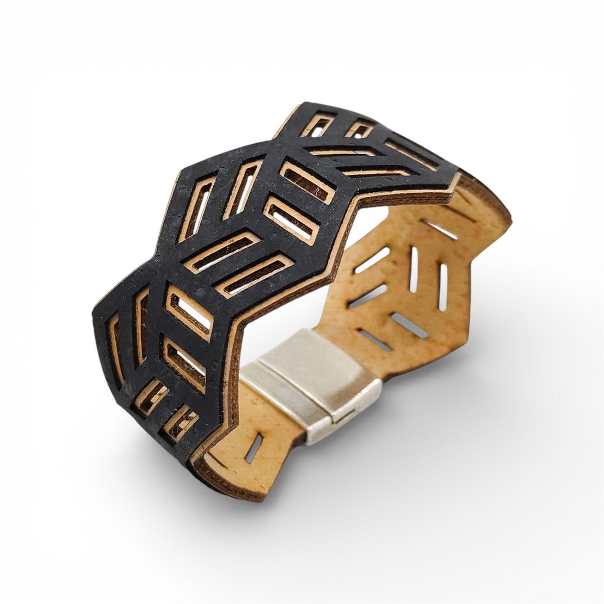 Bracelet vegan et éco-responsable en liège naturel du Portugal : Bracelet Manchette Hexagone Noir - Artipel - Home & Liège
