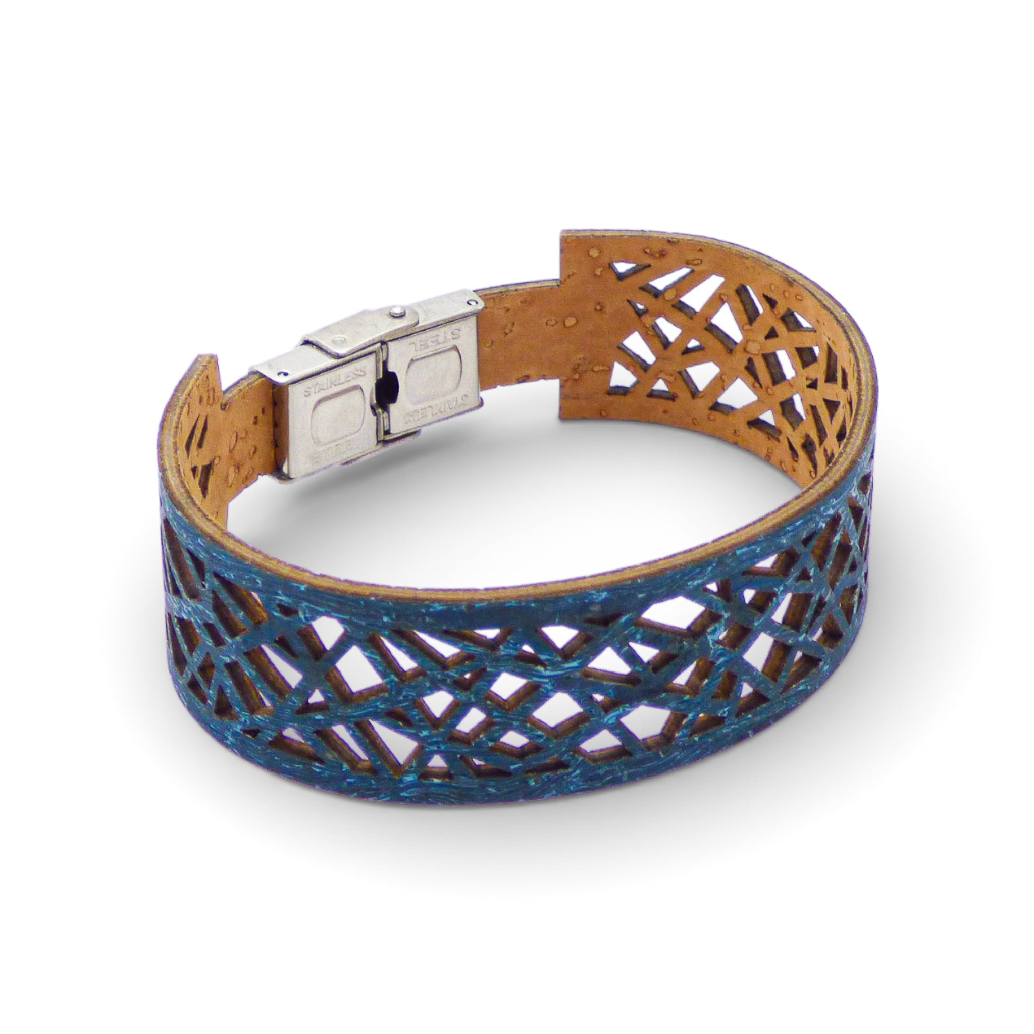 Bracelet manchette en liege ajoure - face avant motif geometrique - Cork Colors