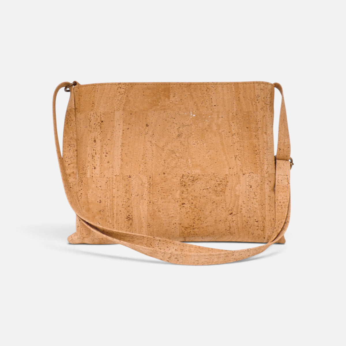 Dos uni d'une pochette en liège naturel, surface lisse sans couture visible