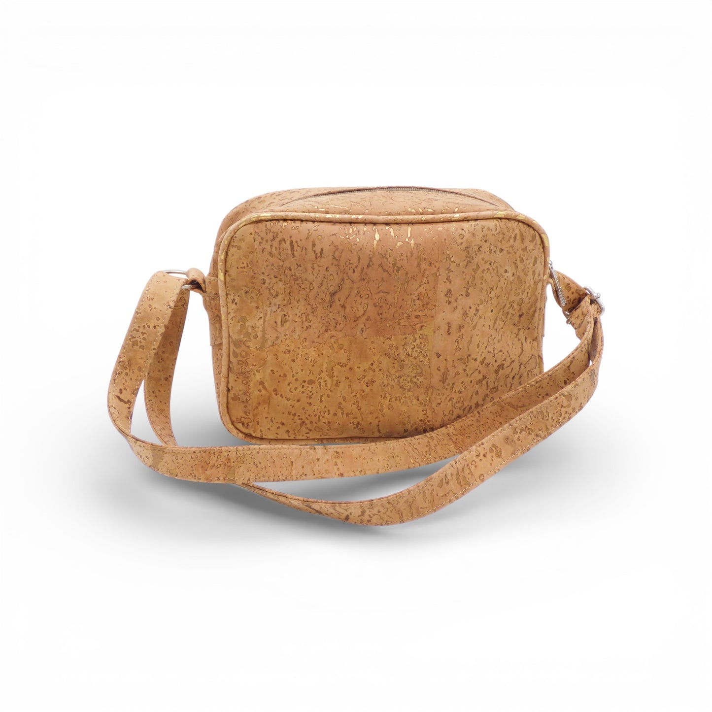 Sac bandoulière "City" naturel en liège avec poche avant, design élégant et résistant, par Cork Design.