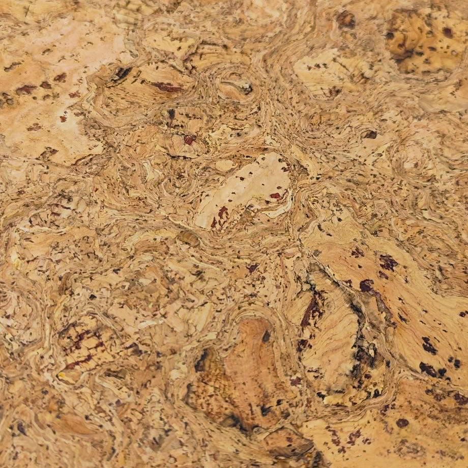 Texture rapprochée ton miel, grain fin et veinage naturel du liège, épaisseur 3 mm