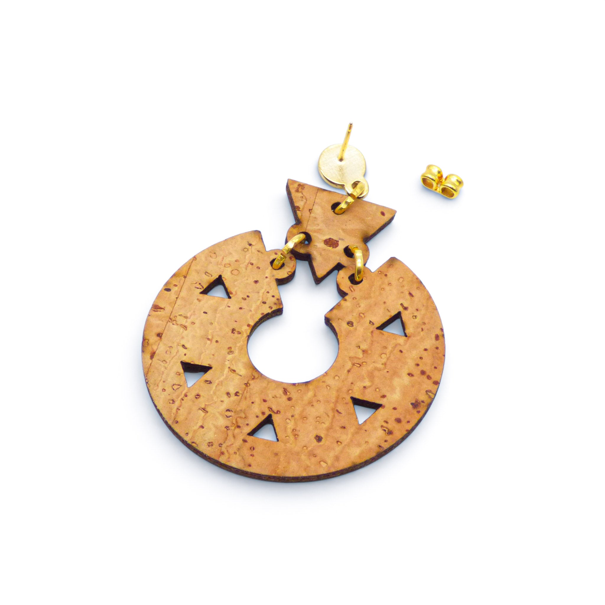 Boucles d'oreilles en liège "Émeraude" d'Artipel, rondes avec des accents verts et violets, sur fond neutre.