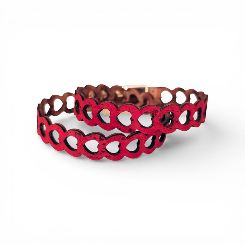 Bracelet double tour ajouré de cœurs en liège rouge et naturel — Artipel, Portugal