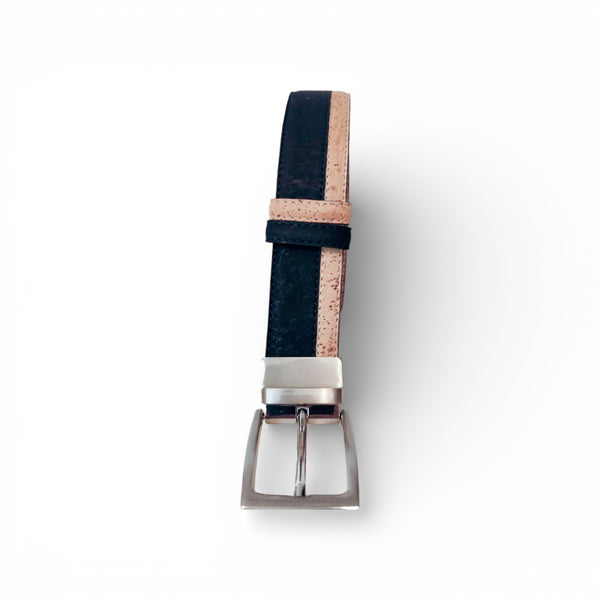 Réversible ceinture en liège liserée de la marque TC Cortiça, montrant texture et finition élégante.