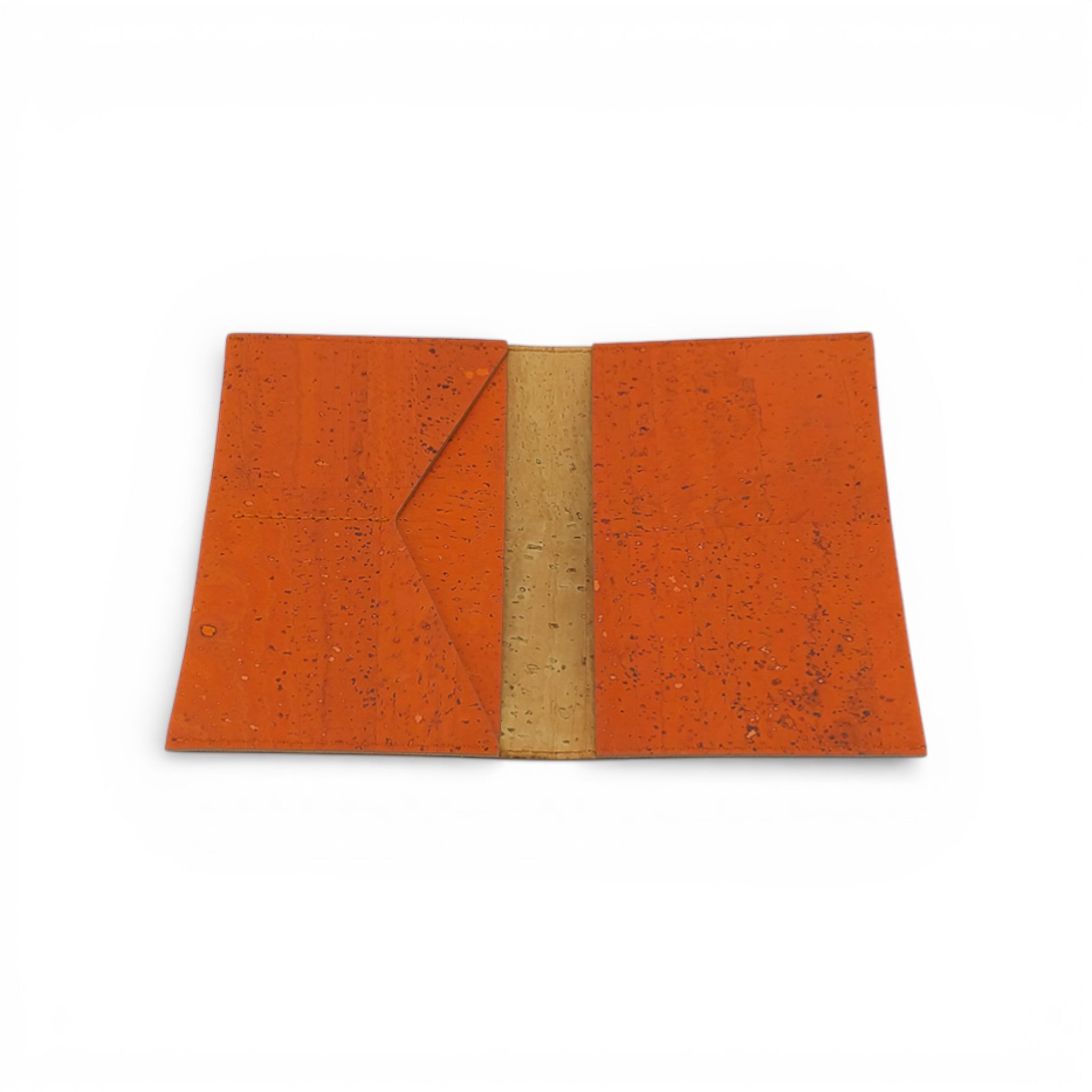 Intérieur ouvert à plat d'une pochette passeport en liège orange — Artipel, rabats cartes, Portugal