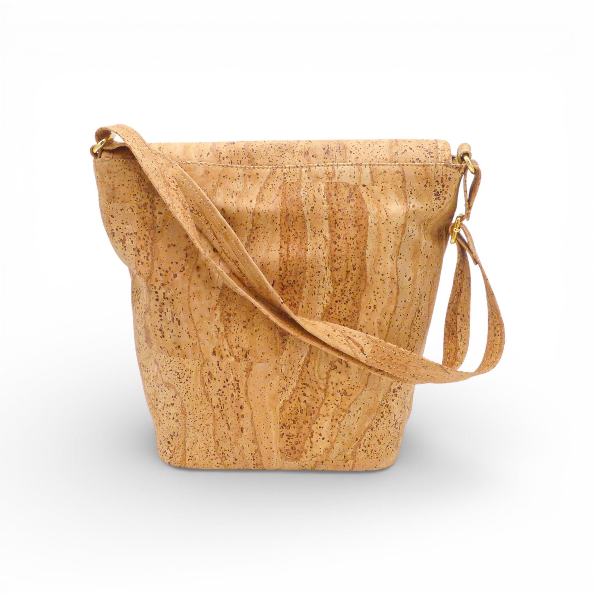 Dos d'un sac bandoulière en liège naturel veiné — Cork Design, anse en travers, boucle dorée, Portugal