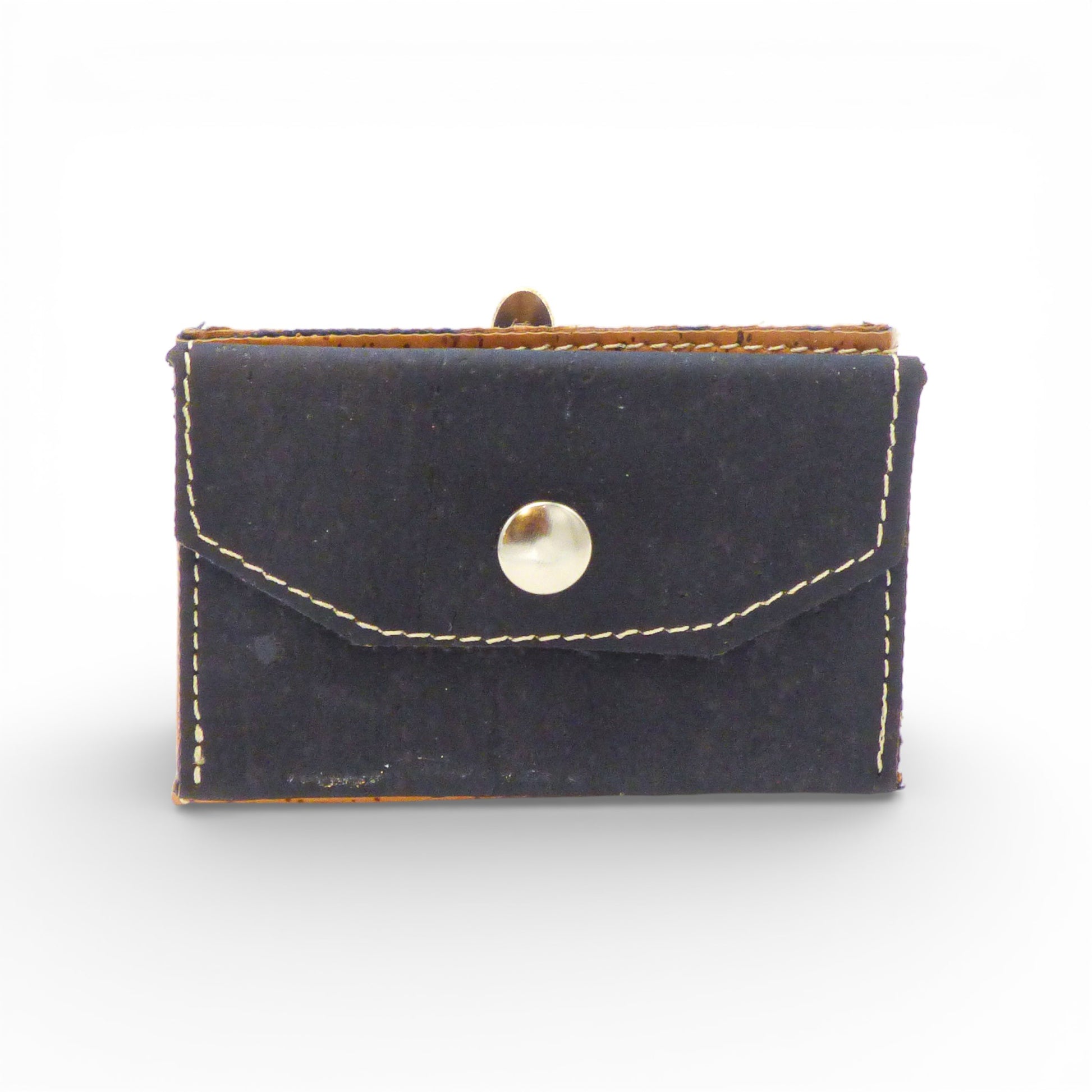 Biface card holder and coin purse by Amador Varum, showcasing a stylish design and practical compartments.
