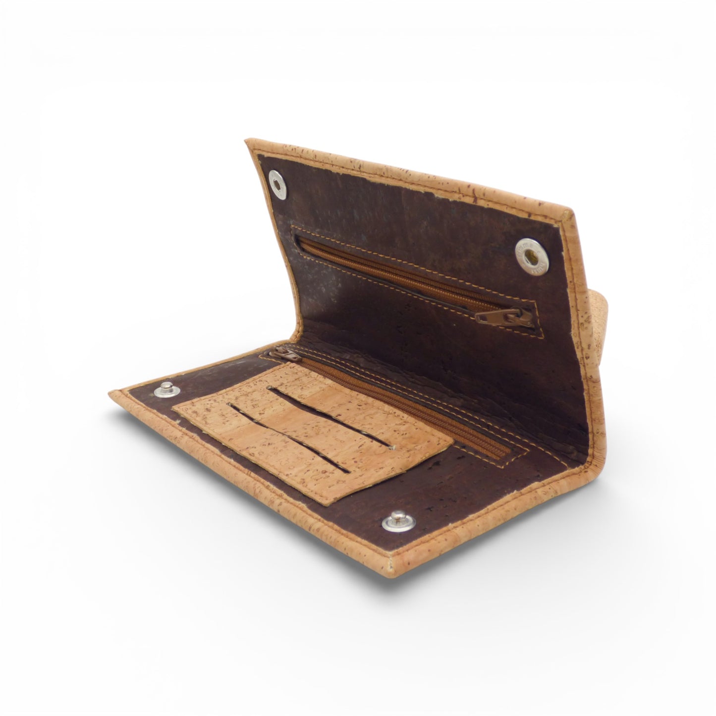 Blague à Tabac Amador Varum featuring a textured design, showcasing tobacco storage with a rustic finish.