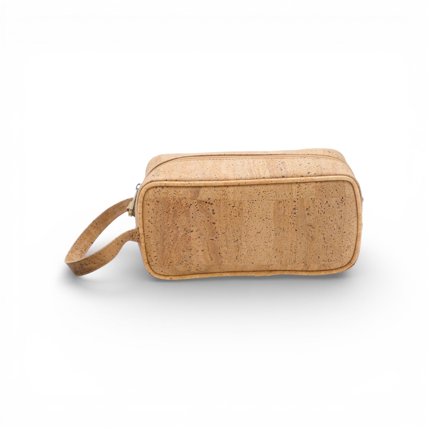 Trousse de Toilette "Voyageur" en Liège, Montado, montrant une texture naturelle et un design compact pour les voyages.