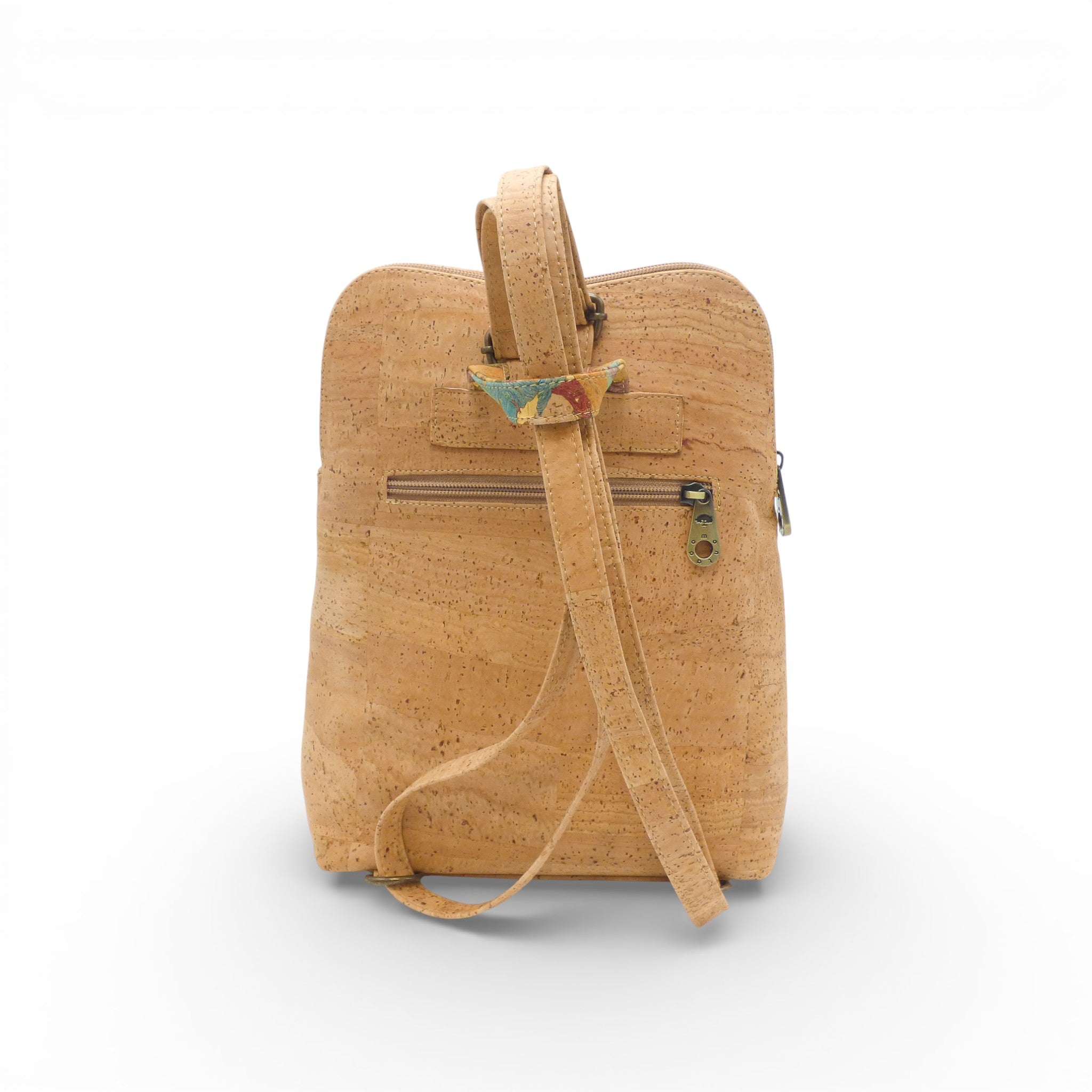 Dos d'un sac à dos compact en liège naturel uni — Montado, bretelles réglables, Portugal