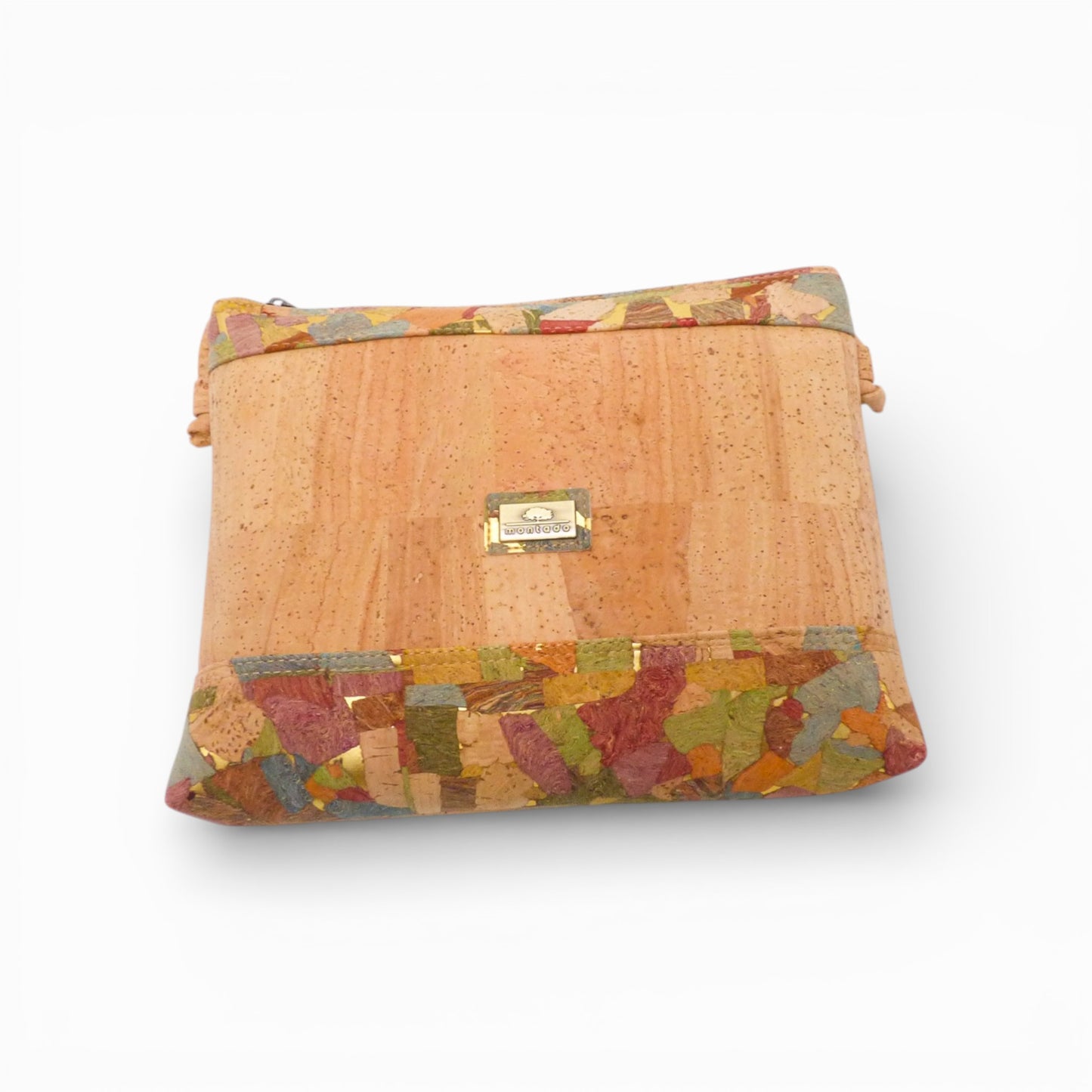 Grande Pochette en Liège Bandeau by Montado, showcasing a textured cork exterior and stylish design.