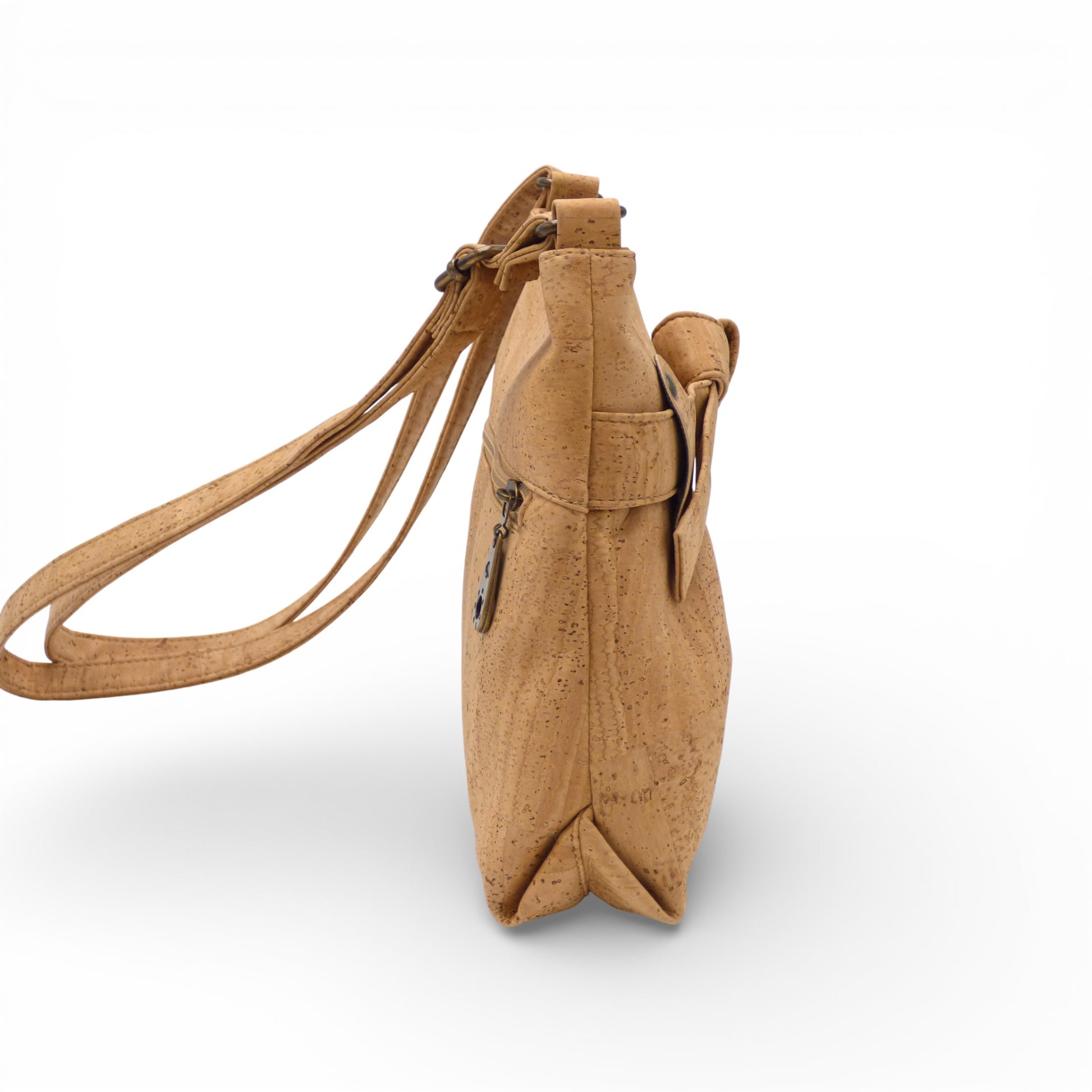 Sac bandoulière "Nœud" en liège naturel de Montado, taille moyenne, fabriqué au Portugal, avec design élégant.