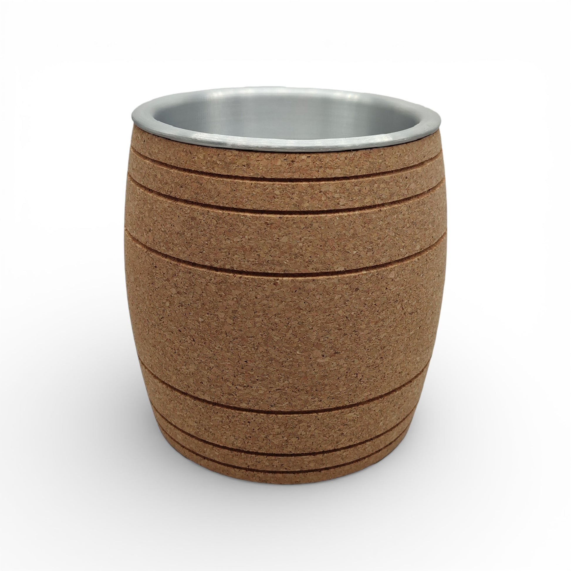 Viking "Baril" bottle and ice bucket in natural wood, showcasing a stylish design for elegant table settings.