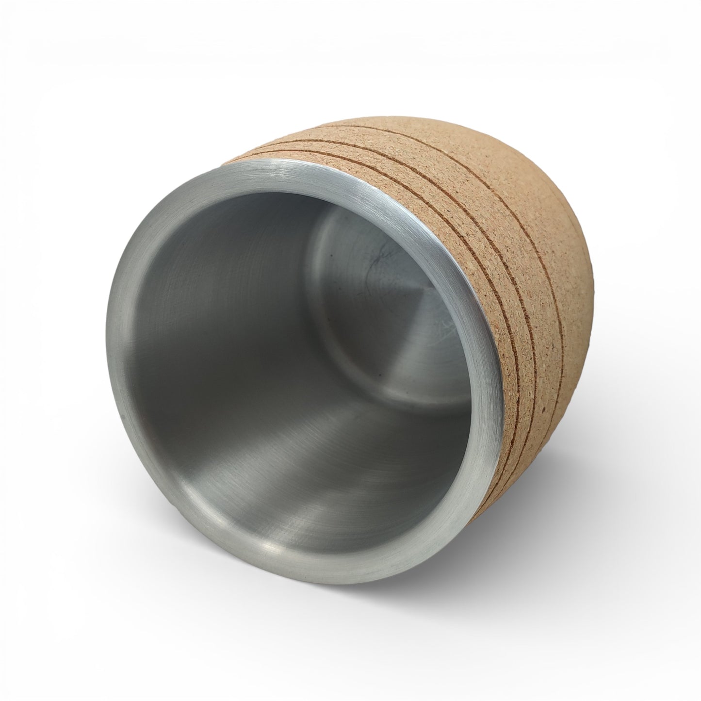 Viking "Baril" bottle and ice bucket in natural cork, designed for elegant table settings.