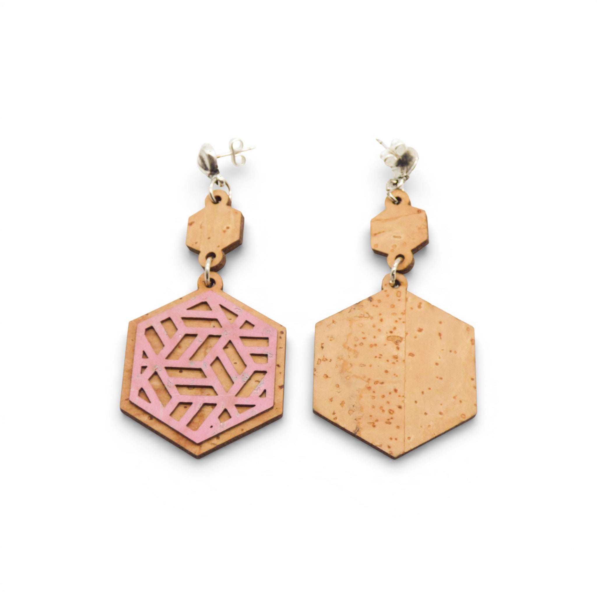 Boucles d'oreilles hexagone rose en liège, recto et verso — Artipel, Portugal