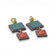 Boucles d'oreilles Rio do Brazil en liège, carré vert et carré rayé orange, vue de trois-quarts — Artipel