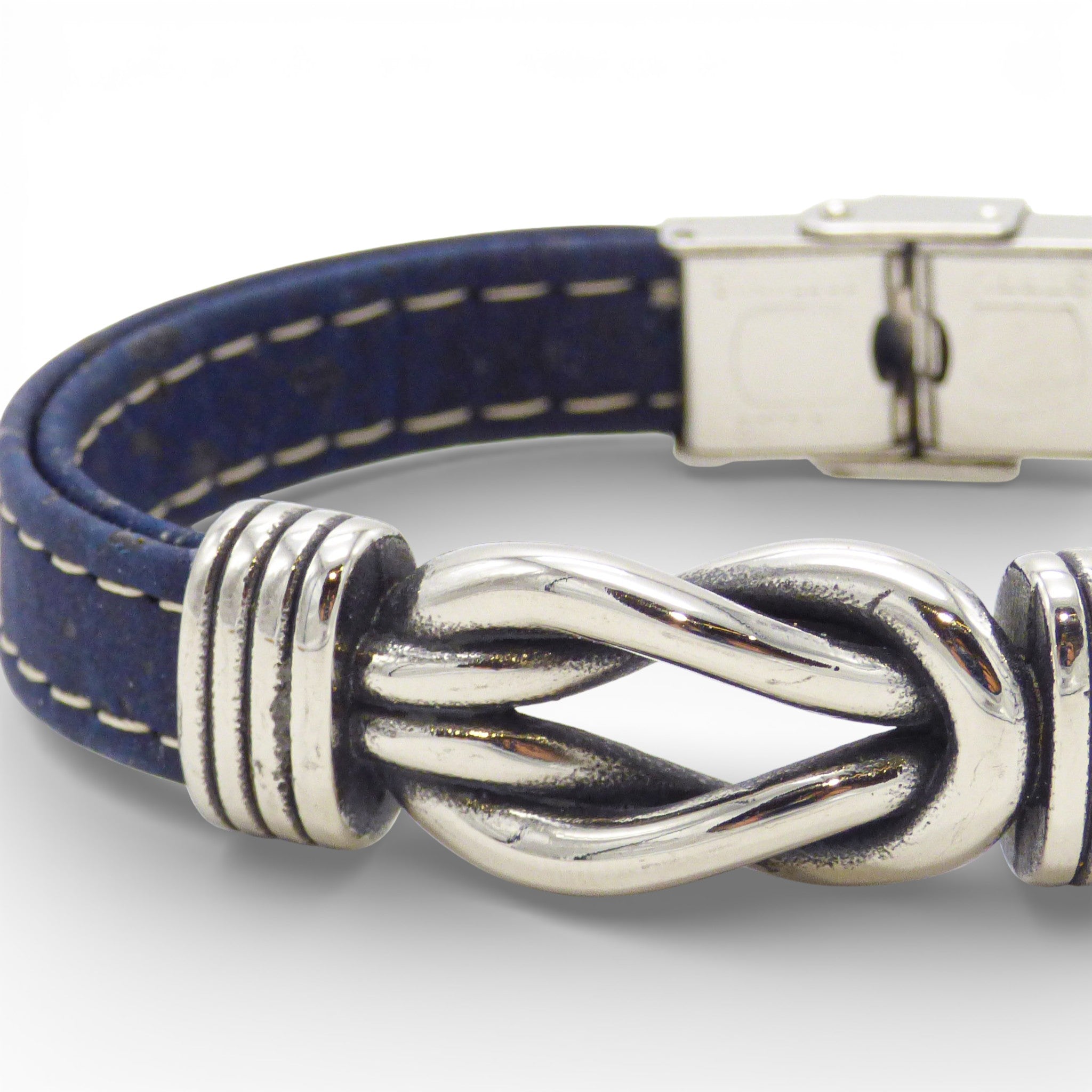 Dark blue marine knot stainless steel bracelet for men by Cork Colors, featuring a stylish cork design.