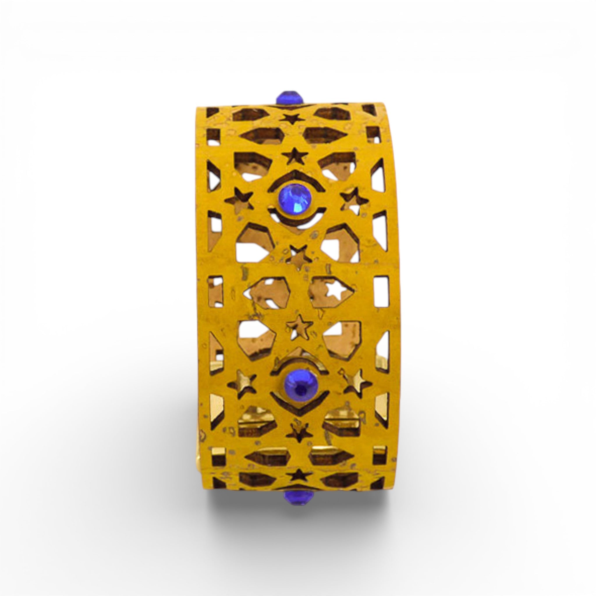 Yellow cutout cork bracelet with golden magnetic closure, "Maravilha" by Artipel for women.