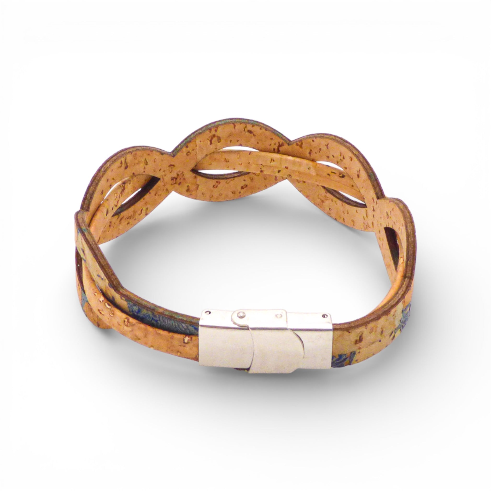 Vue de face d'un bracelet tressé en liège naturel à motifs bleus — Cork Colors, fermoir métal, Portugal