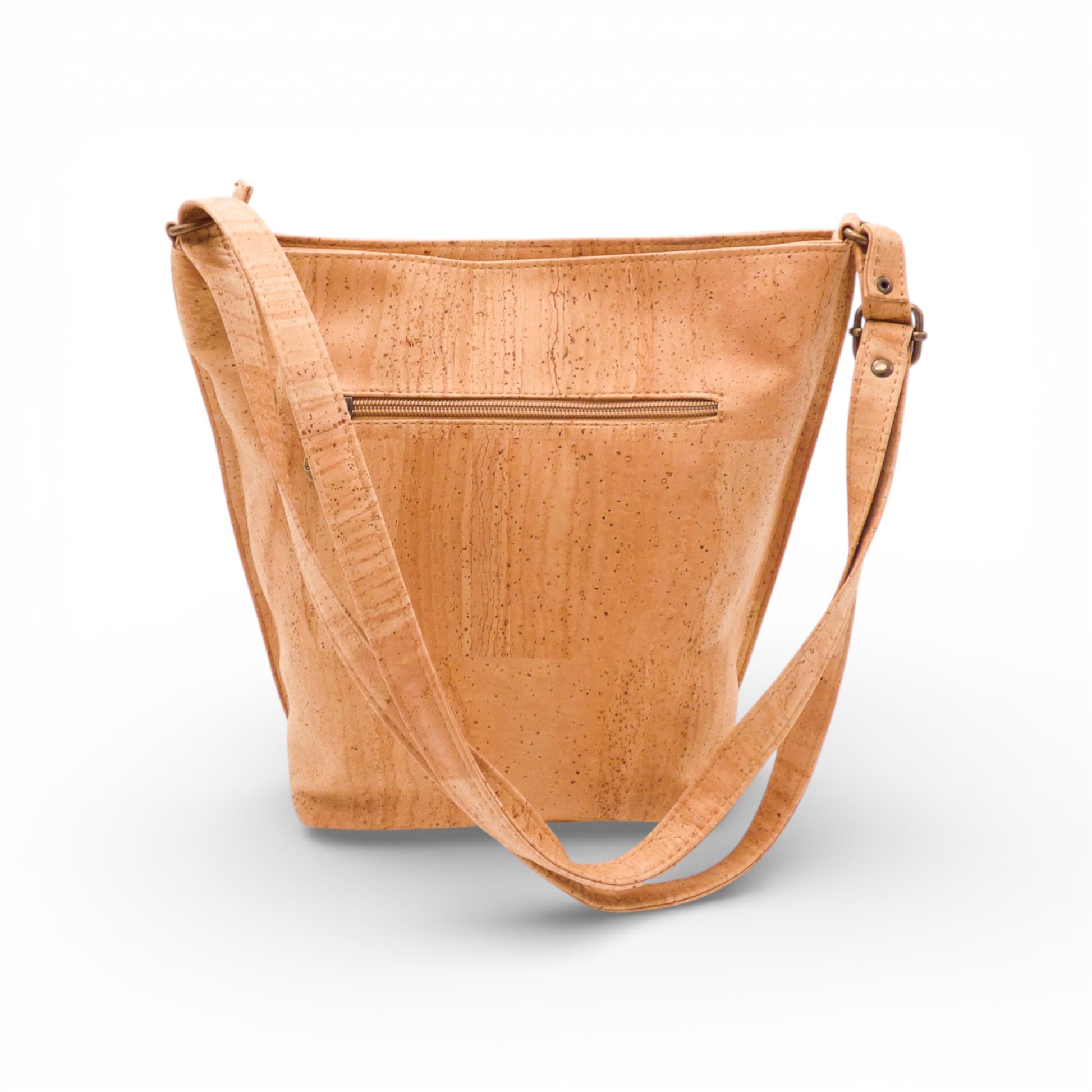 Sac bandoulière Montado en cuir liège, vue de face avec bandoulière ajustable et texture naturelle.