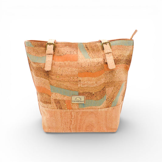 Sac épaule Montado en liège, avec design moderne et poches pratiques, idéal pour un usage quotidien.