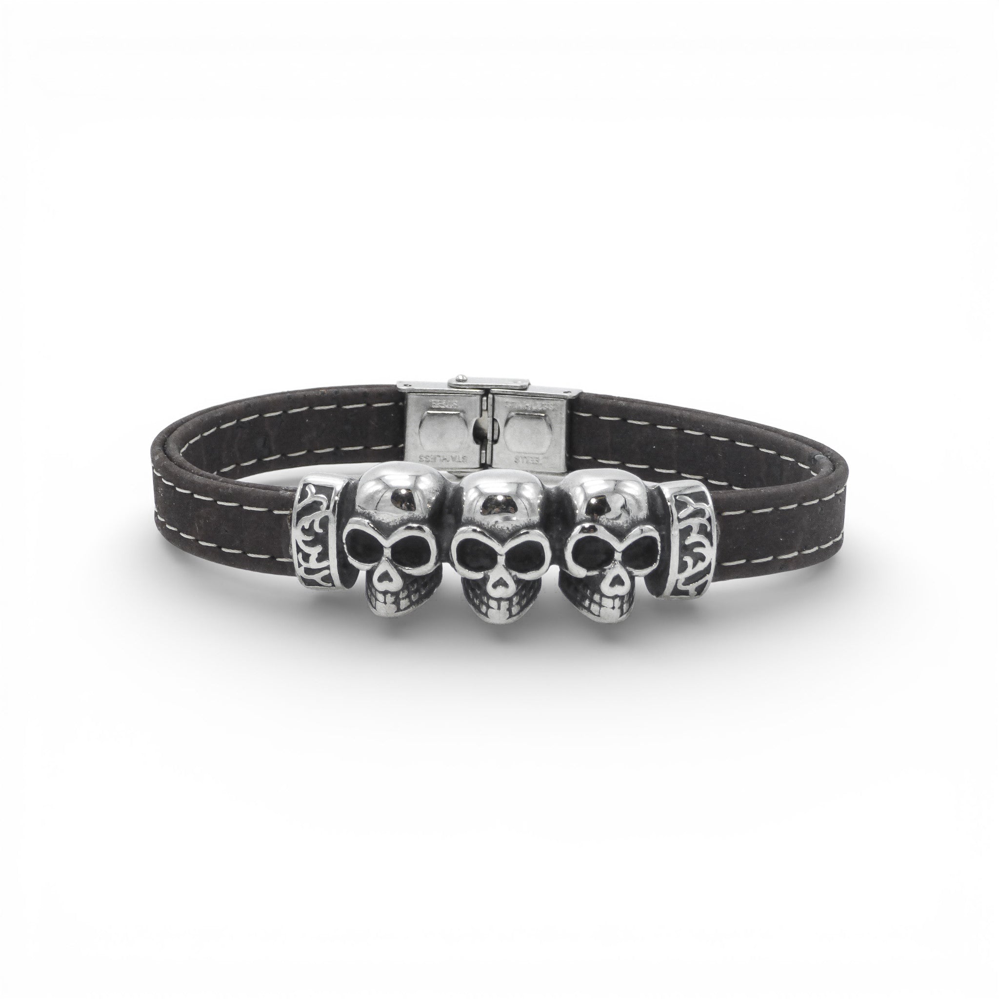 Men's Cork Colors skull bracelet featuring a unique cork design and stylish skull detail.