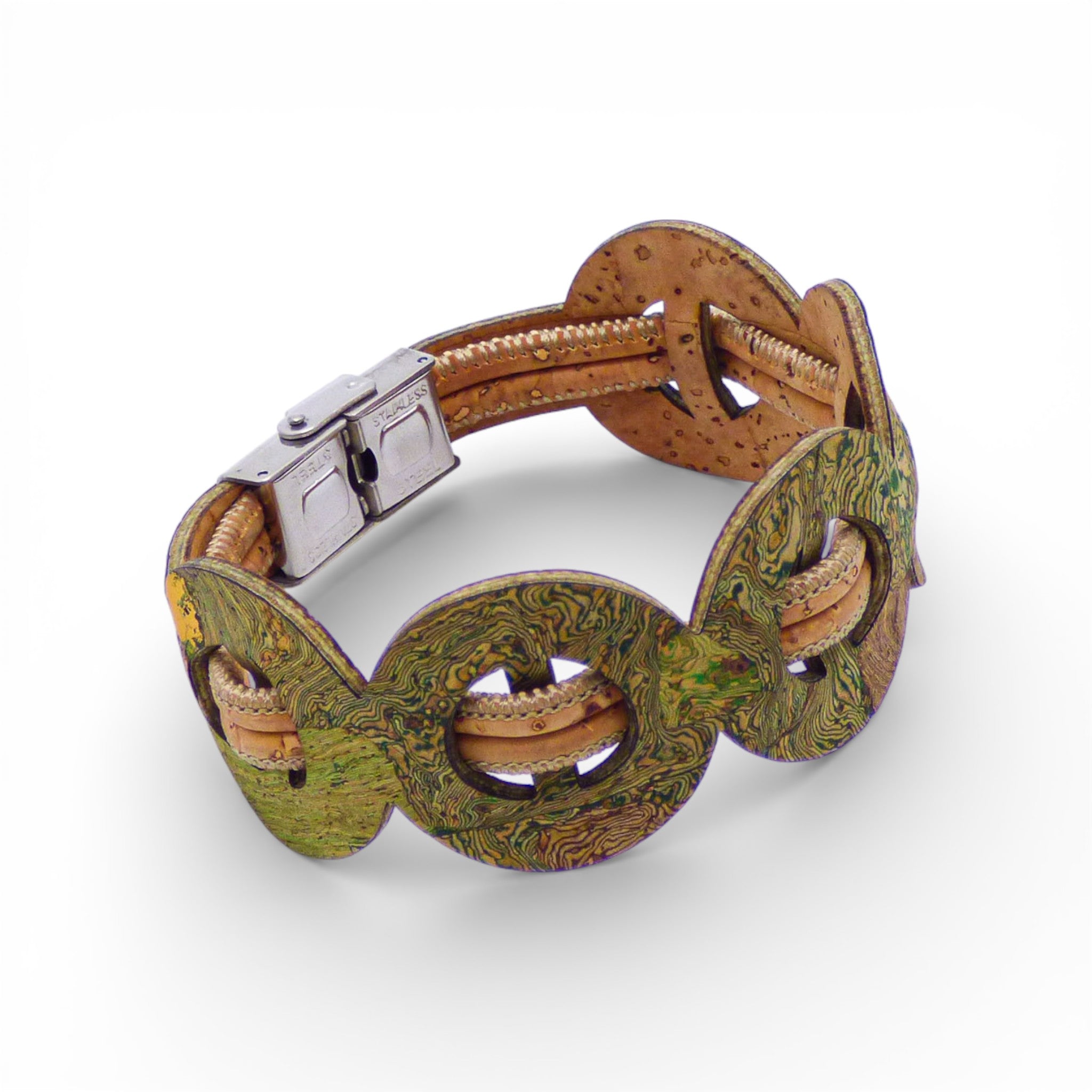 Bracelet cercles entrelacés en liège vert marbré — Cork Colors, fermoir métal blanchi, Portugal