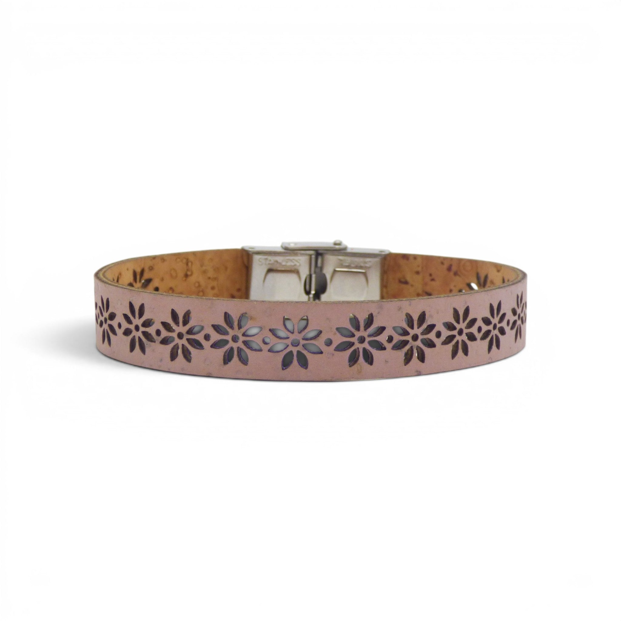Fermeture détail du bracelet Fleur - liège perforé, fait main artisanal