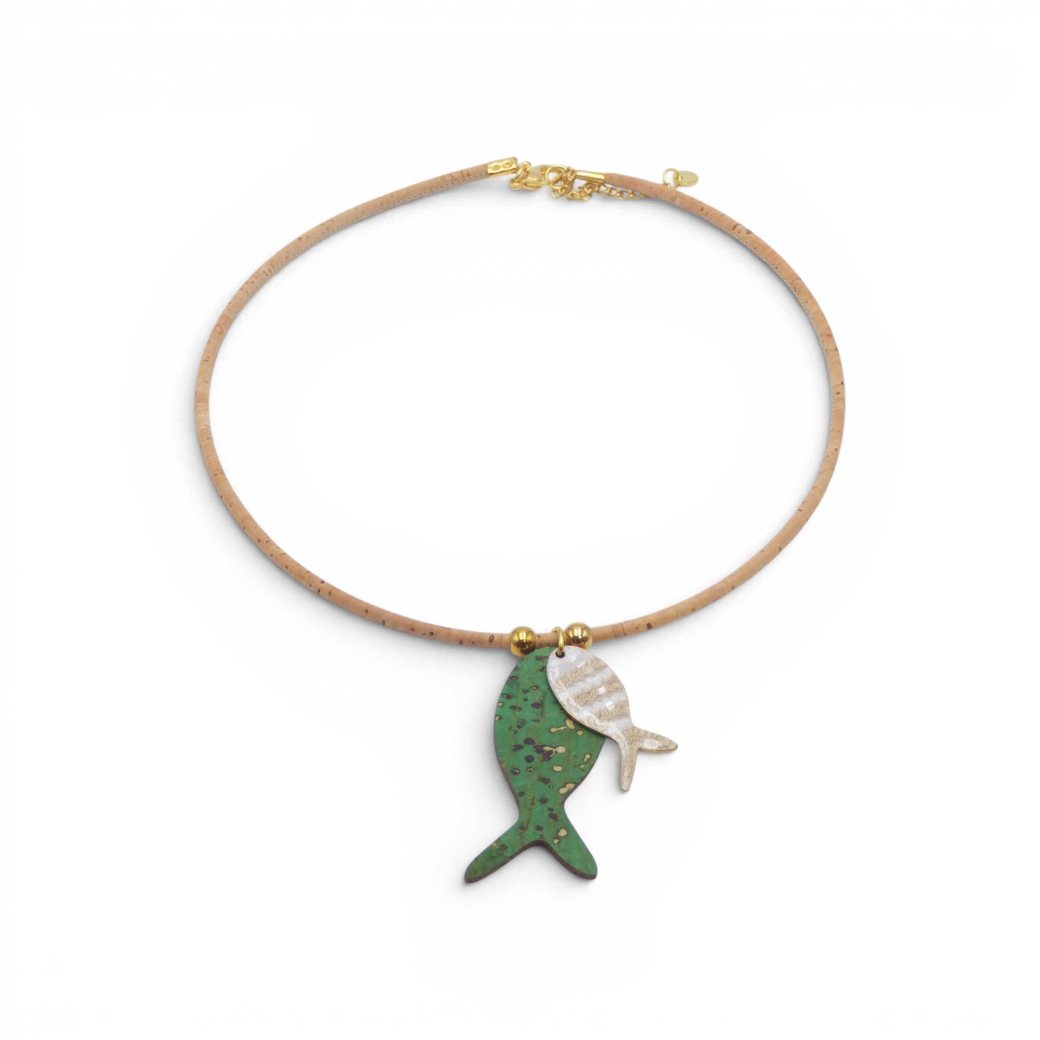 Collier poisson vert motifs or, bijou nature en liège coloré
