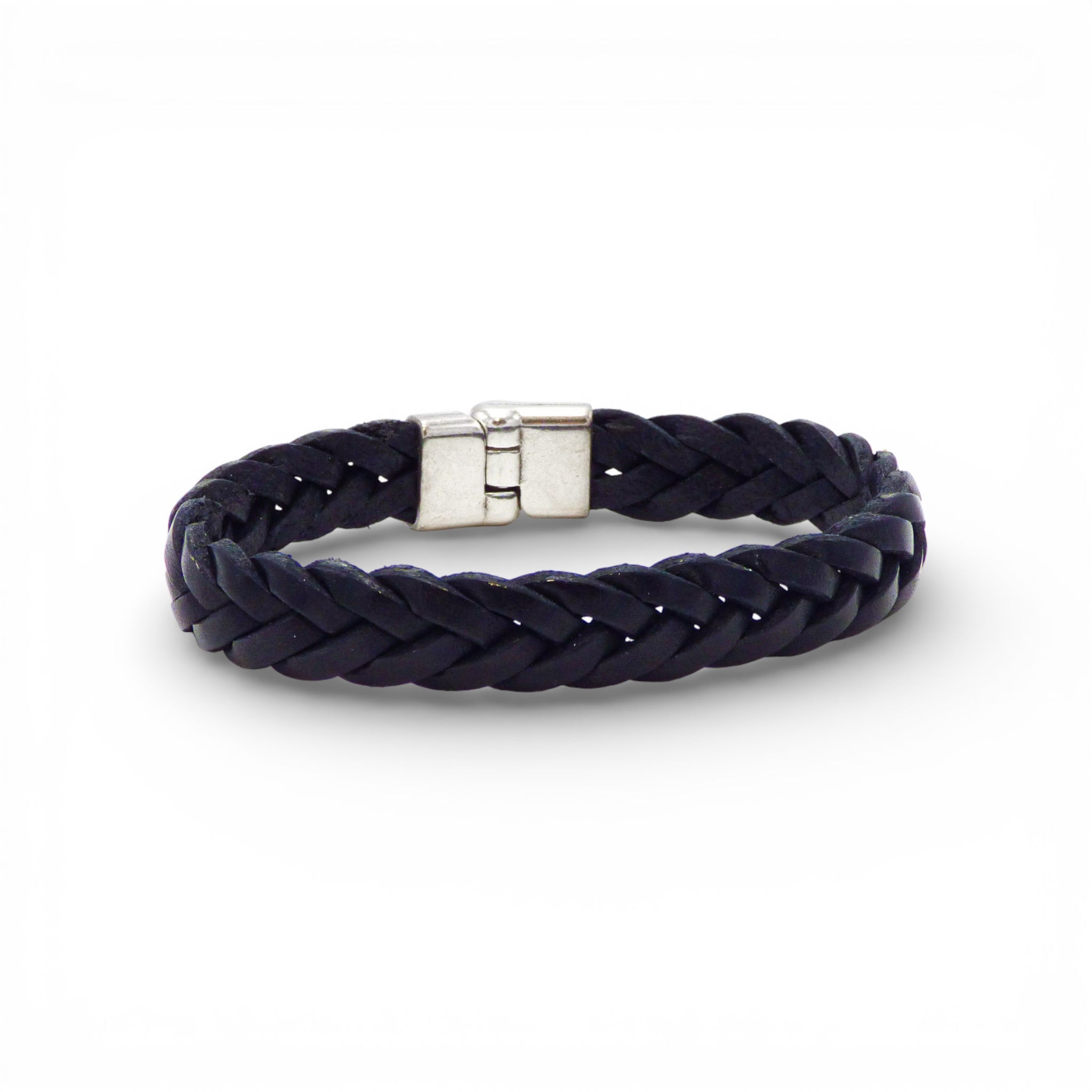 Black braided leather bracelet for men by Artipel, featuring a minimalist and eco-friendly design.
