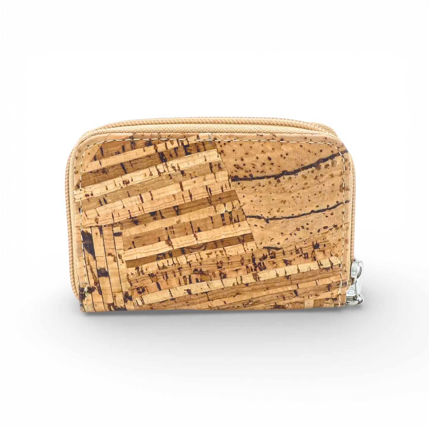 Compact zippered wallet by Cork Design in natural cork with a minimalist style.