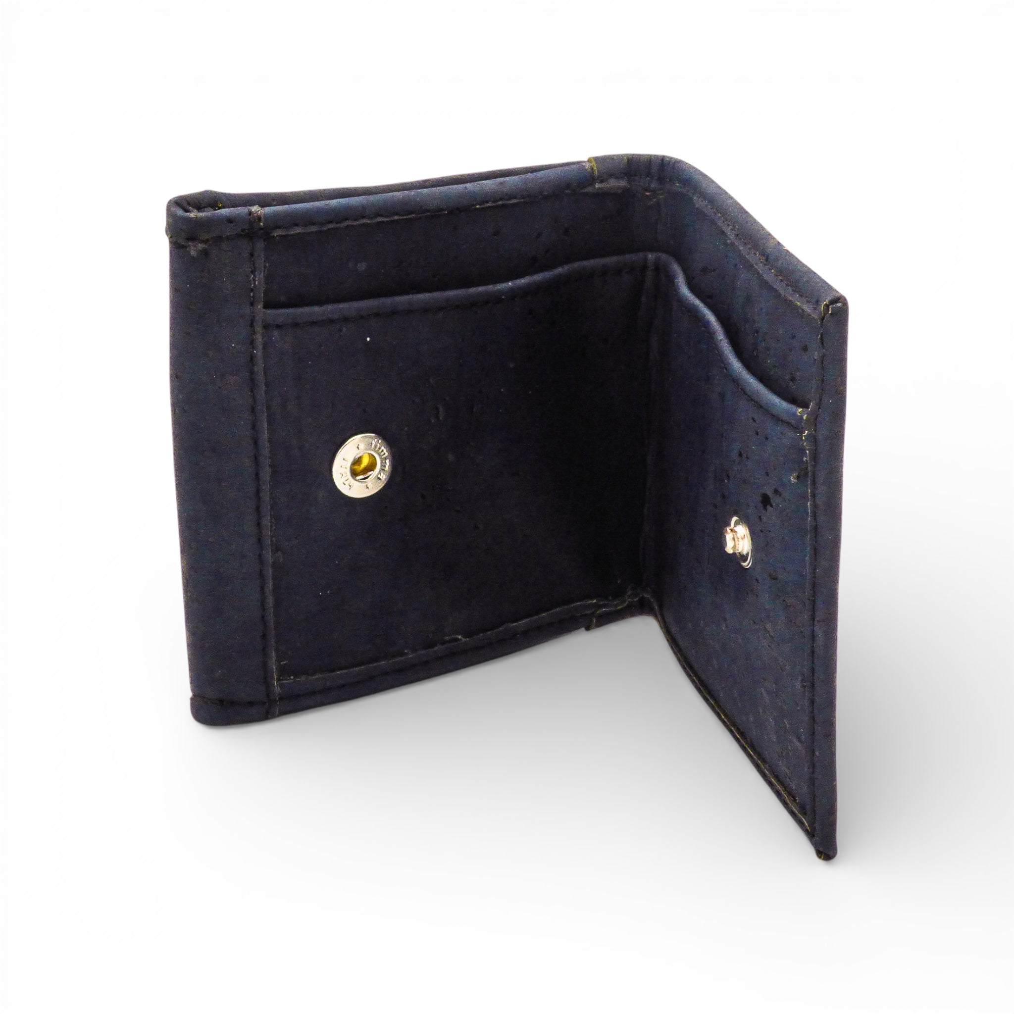 Intérieur d'un porte-monnaie en liège bleu marine — Amador Varum, bouton-pression et poche, Portugal