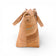 Profil d'un sac trapèze en liège naturel — Montado, soufflet, bouton pression, Portugal