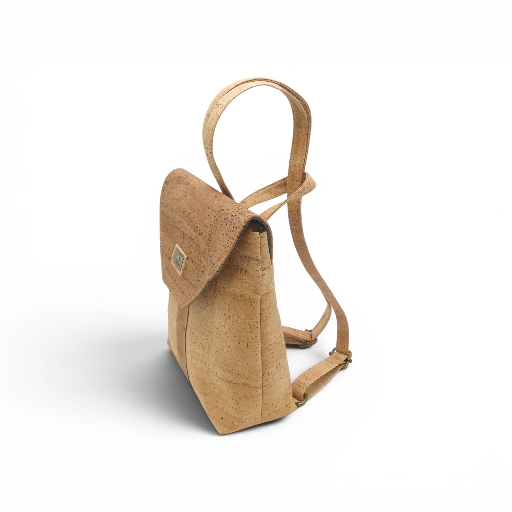 Détail bretelles ajustables sac à dos
