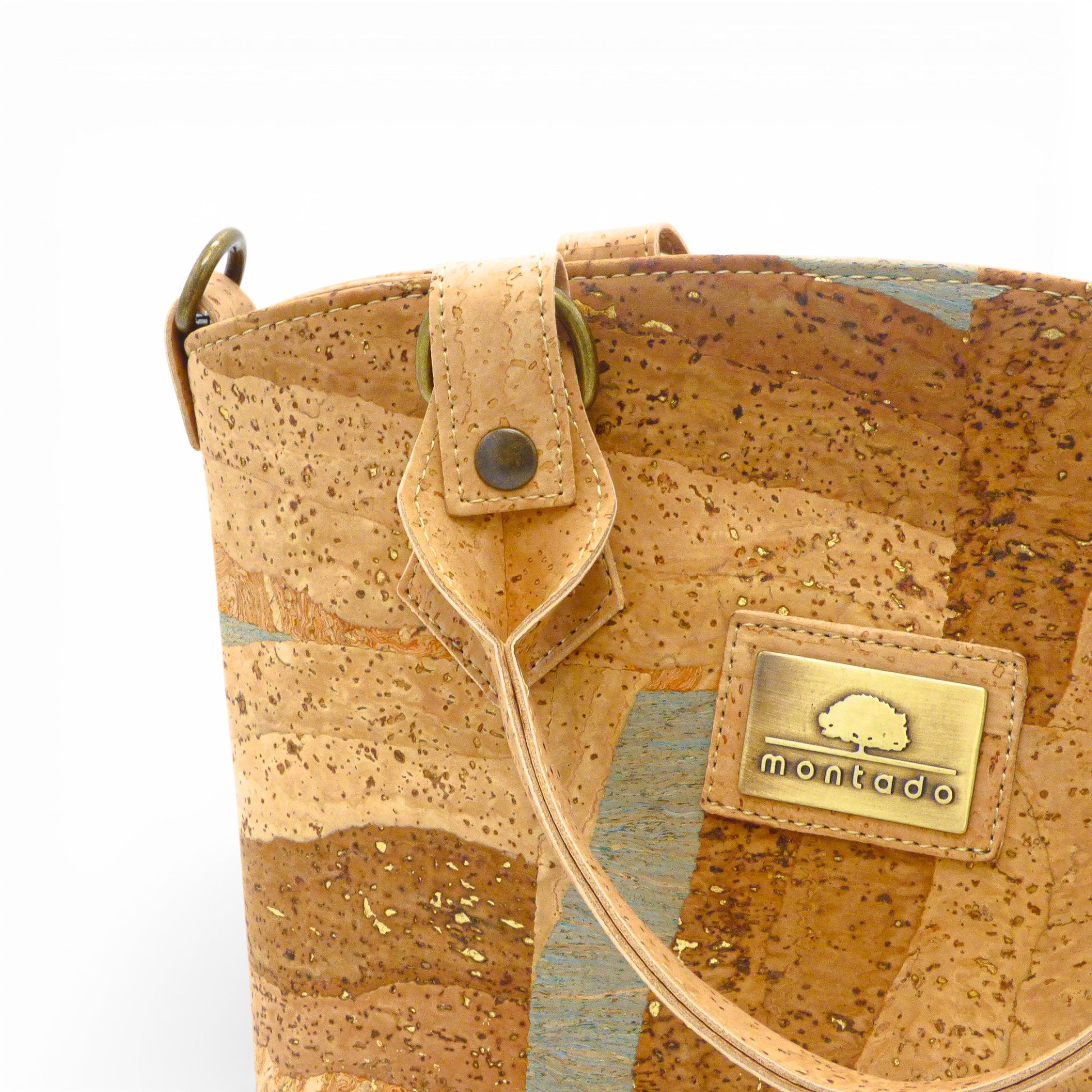 Montado cork handbag with wave pattern in warm tones, featuring a stylish design perfect for women.
