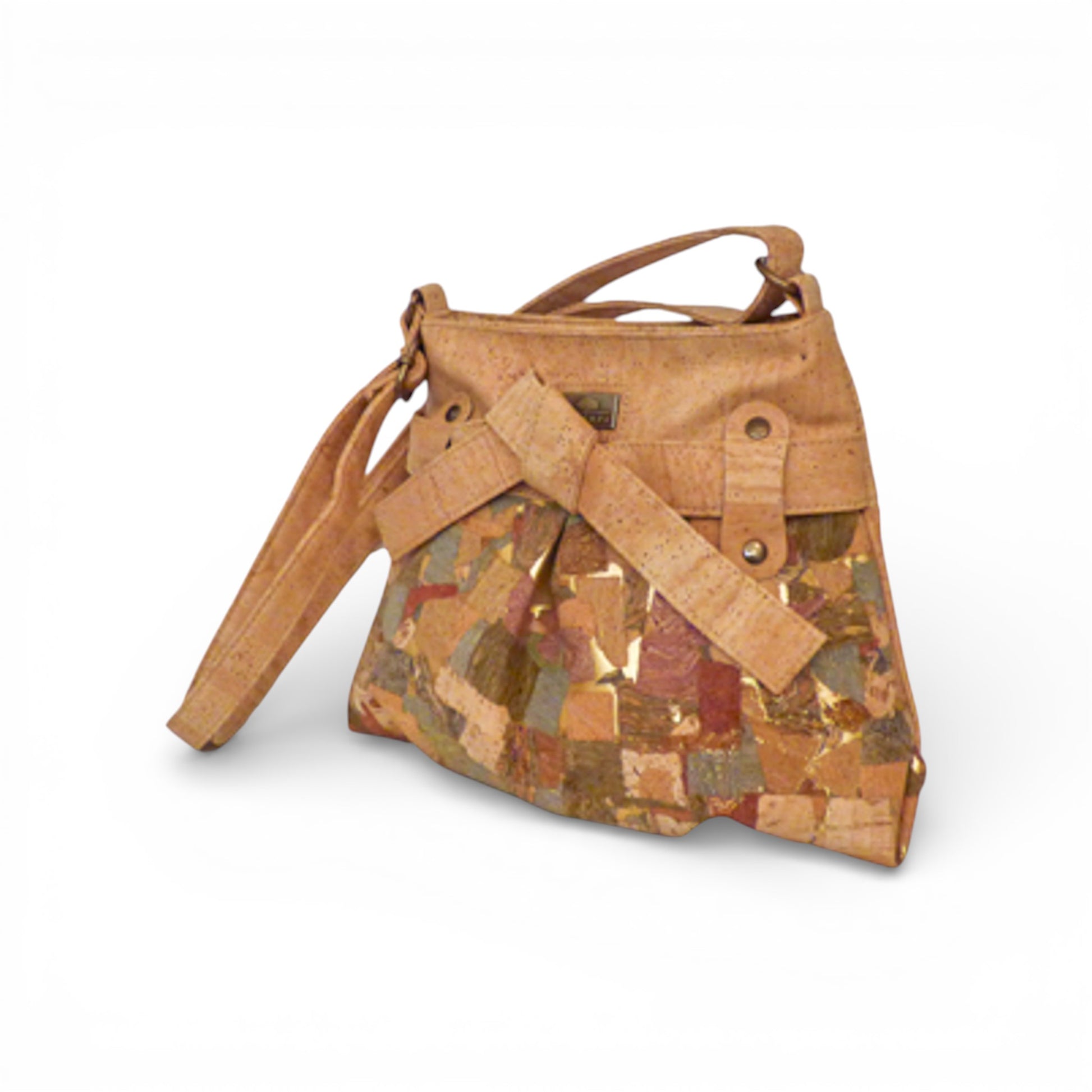 Sac bandoulière en liège "Nœud" Montado, motif marbré multicolore, vue trois quarts avec bandoulière ajustable.