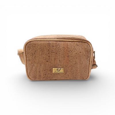 Sac bandoulière compact Amador Varum en liège - vue face, coloris marron clair - Portugal